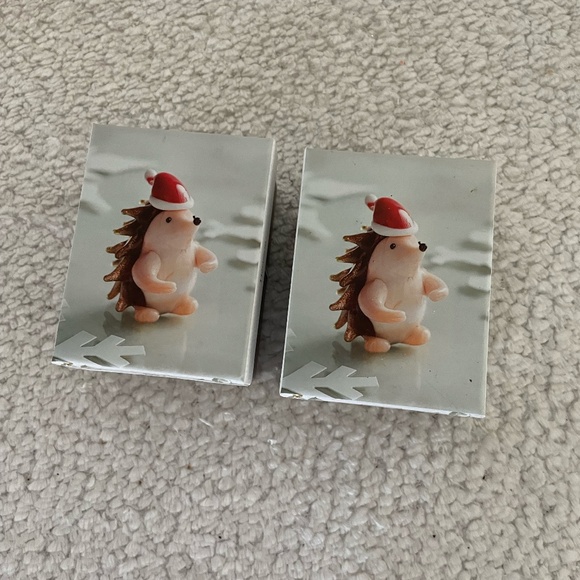 SET OF 2 PIER 1 IMPORTS TINY BLOWN GLASS CHRISTMAS HEDGEHOG DECOR NWTSET OF 2 - Picture 2 of 16